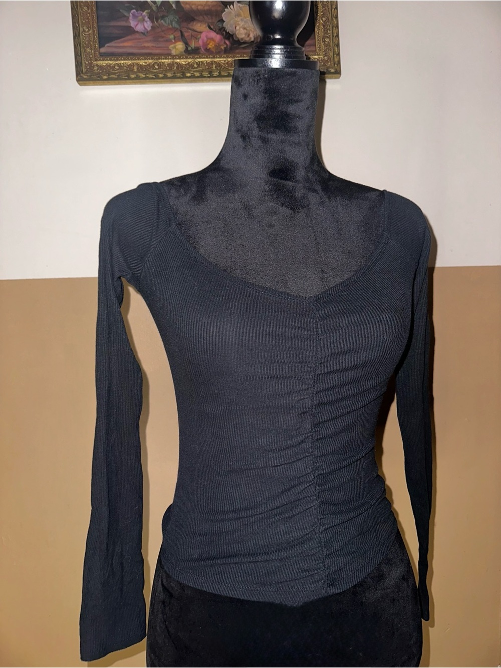Hollister Black Ribbed Long-Sleeve Ruched Scoop Top